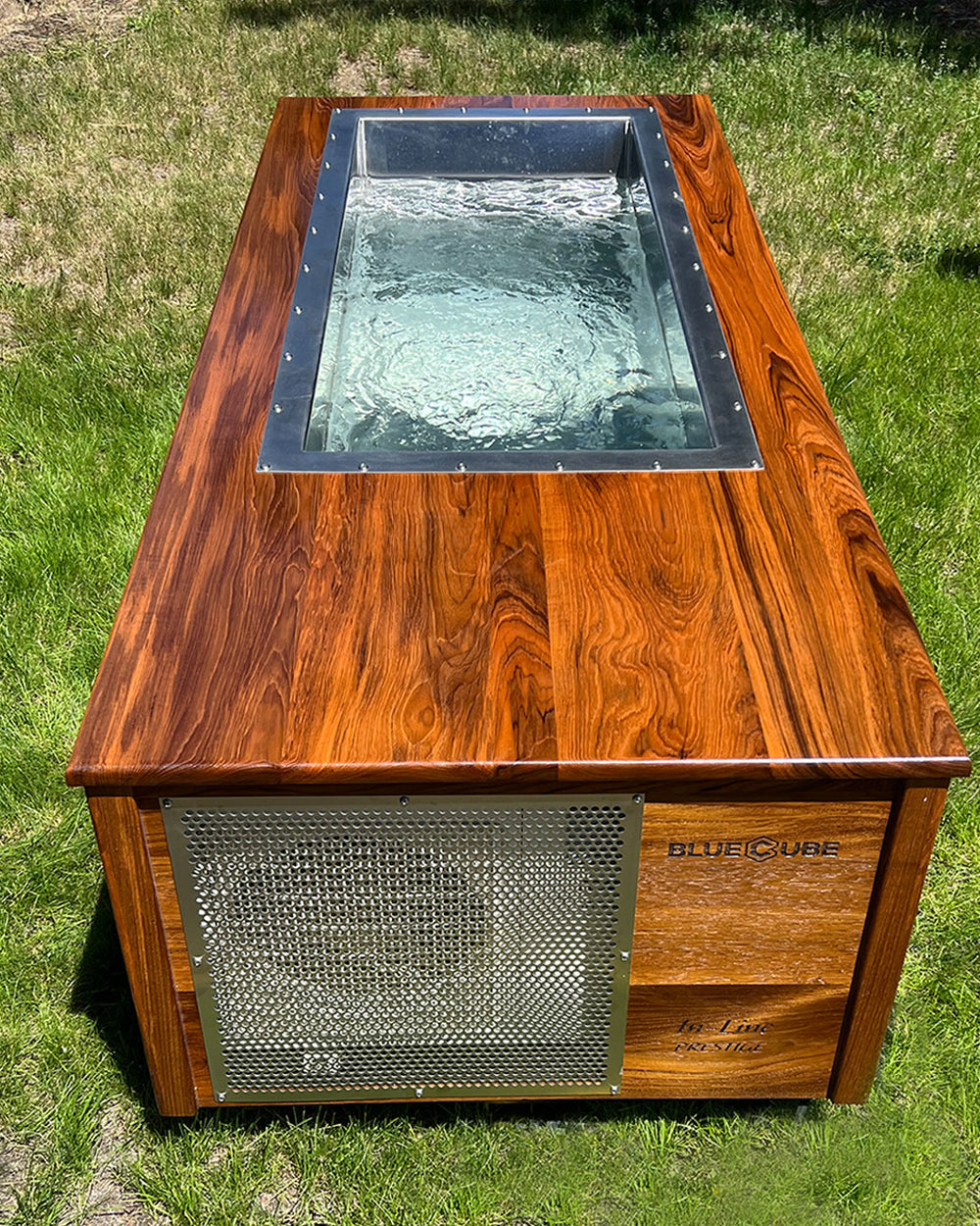 BlueCube Malibu 66 Custom Cold Plunge