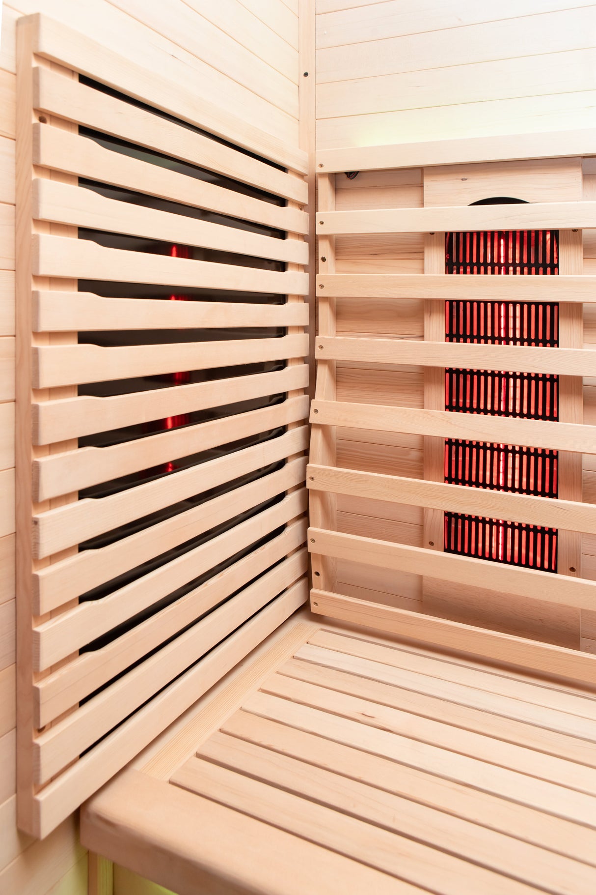 Patagonia 2-Person Outdoor Full Spectrum Infrared Sauna with Full-Body Medical-Grade Red Light Therapy and Smart WiFi App Control