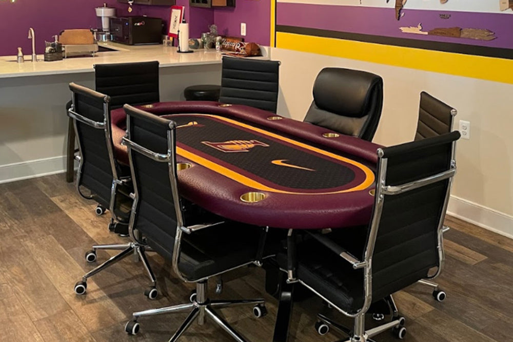 The Elite Poker Table with Black Racetrack