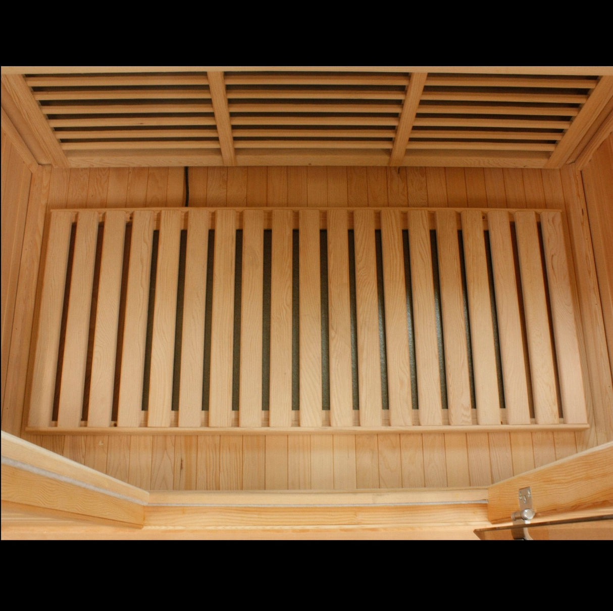 Maxxus 4-Person Low EMF FAR Infrared Sauna – Canadian Hemlock