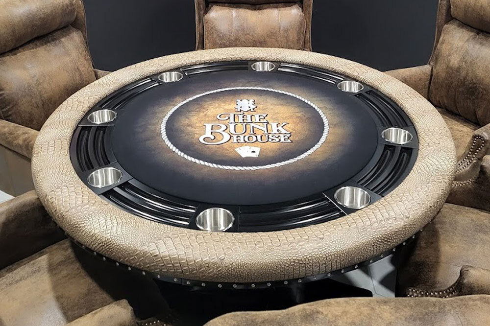 THE NIGHTHAWK POKER TABLE